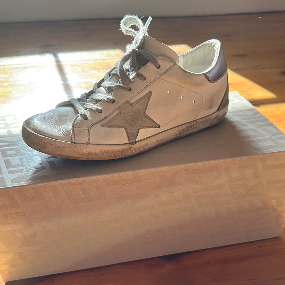 Golden Goose Super Star Size 36